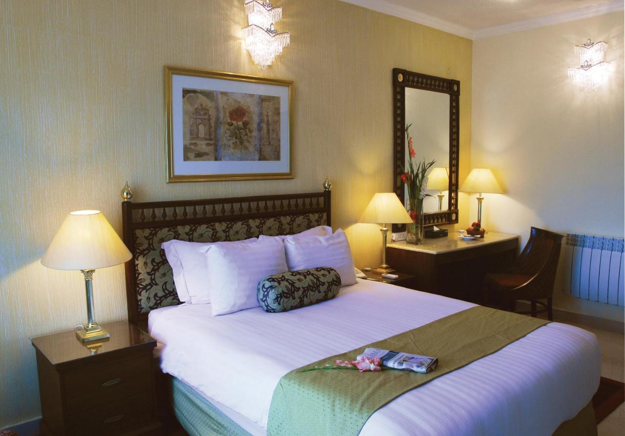 Avari Xpress, Islamabad 拉瓦尔品第 外观 照片