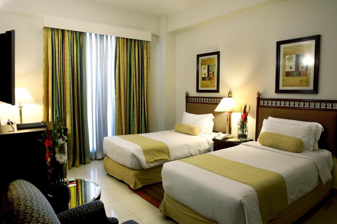 Avari Xpress, Islamabad 拉瓦尔品第 外观 照片