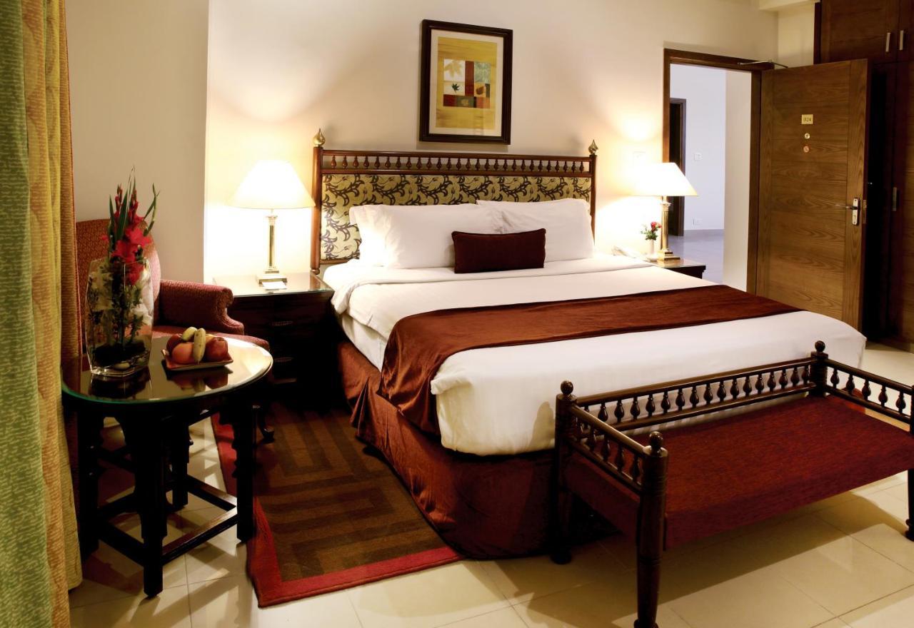 Avari Xpress, Islamabad 拉瓦尔品第 外观 照片